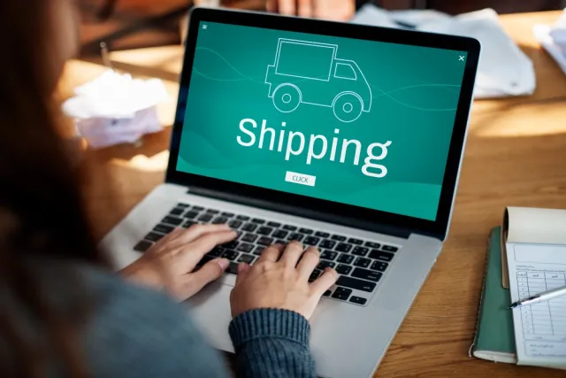 How Last-Mile Delivery and Fulfillment Innovation Drive E-Commerce Efficiency