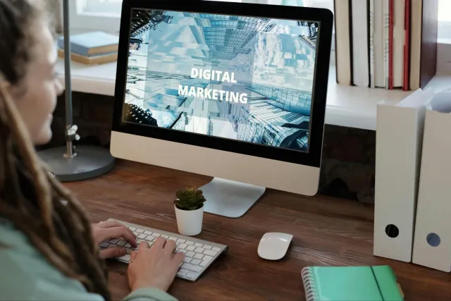 How Outsourcing Digital Marketing Helps You Break into New Markets Without the Wait