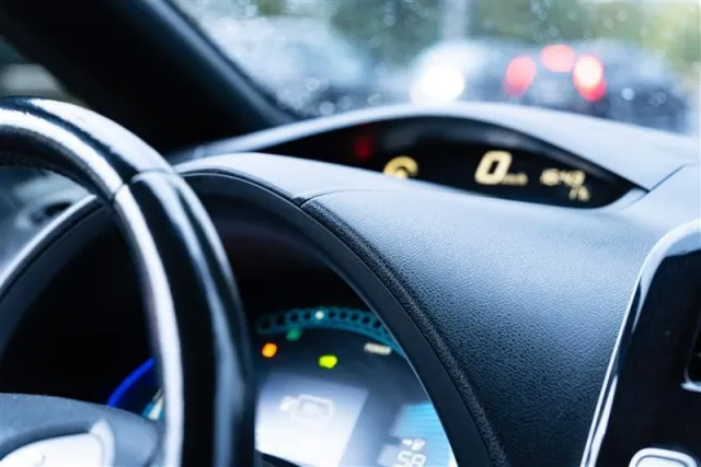 How HUD Technology is Expanding Beyond Automotive Applications
