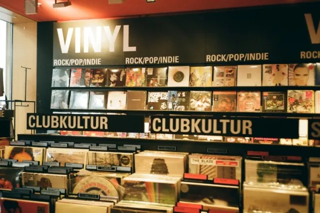 How to Build a Vinyl Collection Based on Your Favorite Music Genre