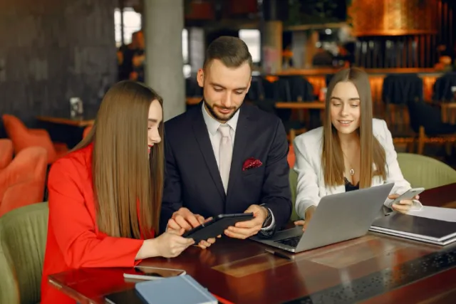 Why Data Analytics is Becoming Essential in Hotel Revenue Management