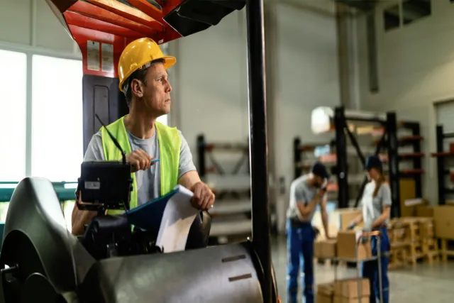 How Forklift Hire Works: From Booking to Delivery