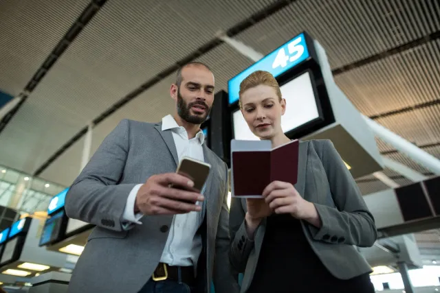 Why Airlines are Investing in Satellite-Based Connectivity Solutions