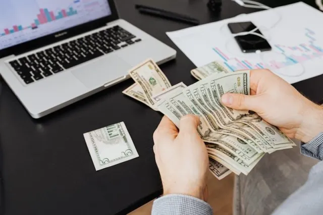 Building a Scalable Finance Stack: Tools Every Bus