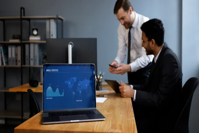 How Market Intelligence Makes B2B Cold Outreach More Effective