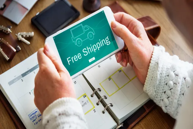 5 Free Shipping Apps Compared on Inventory Cost, Rollo Ship Included