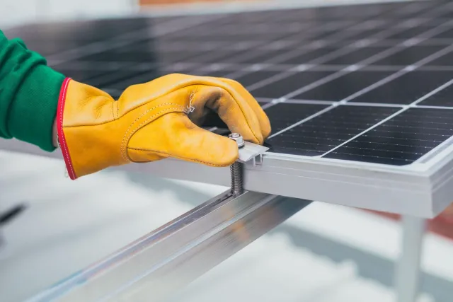 How Solar Installers Manage Field Operations Across Crews, Sites, and Software How Solar Installers Manage Field Operations Across Crews, Sites, and Software