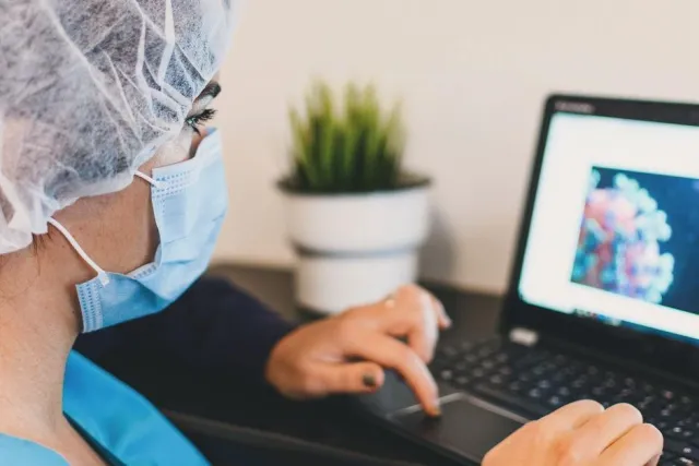 Career Growth Paths in Nursing Amid Evolving Workforce Trends 