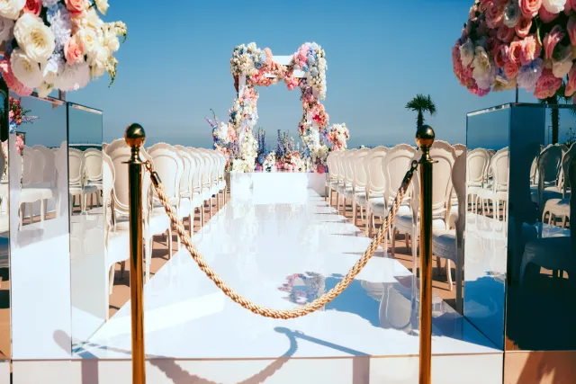 Destination Wedding Decor Trends: Designing Memora