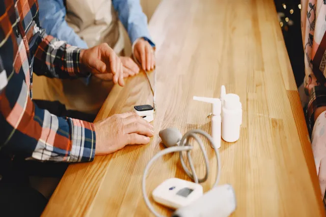 How Connected Medical Devices Are Reshaping In-Home Senior Care How Connected Medical Devices Are Reshaping In-Home Senior Care