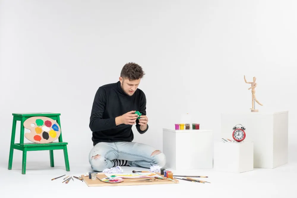 How E-Commerce Expands Reach for Independent Toy Artists By Opportunities for Collaboration